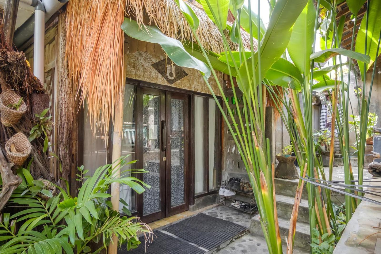 Twospaces Living At Wave And Chill House, Canggu ภายนอก รูปภาพ