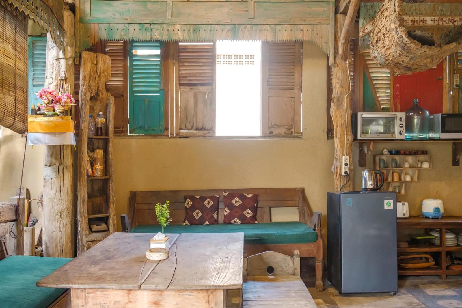 Twospaces Living At Wave And Chill House, Canggu ภายนอก รูปภาพ